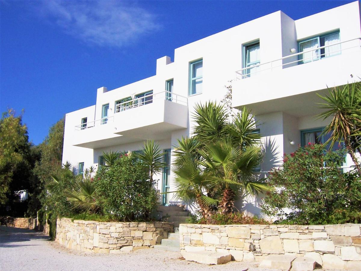 פלאסרנה Hotel Plakures מראה חיצוני תמונה