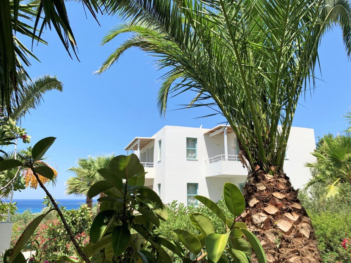 פלאסרנה Hotel Plakures מראה חיצוני תמונה